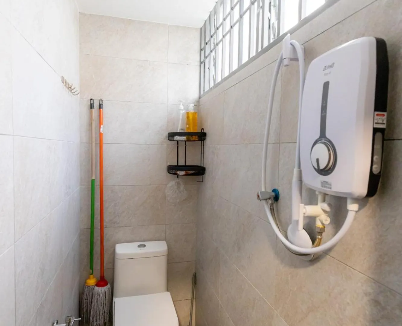 הוילה ג'ורג' טאון -New- 16Px V Kids Pool N Ktv N Jacuzzi N Billiard Near Usm N Penang Bridge בית נופש